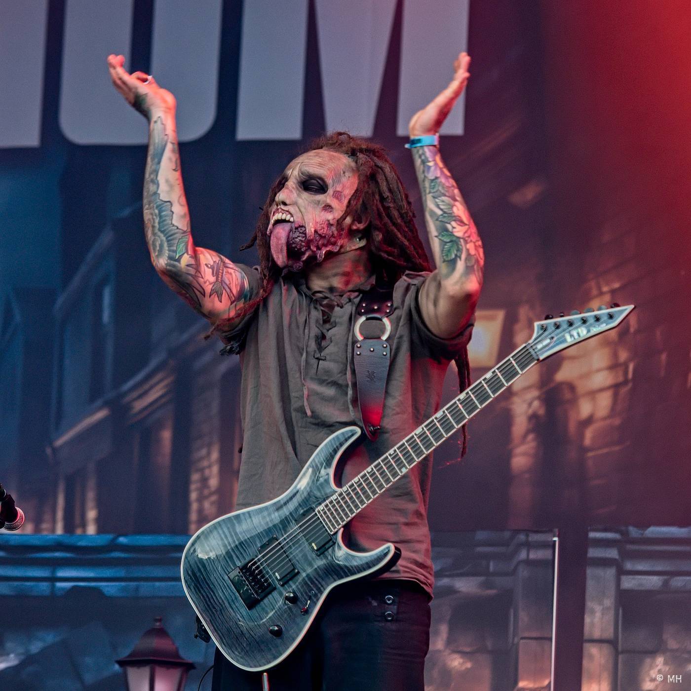 Metalfest zakončili ohňovou show Dimmu Borgir. S deštěm se fanoušci vypořádali po svém