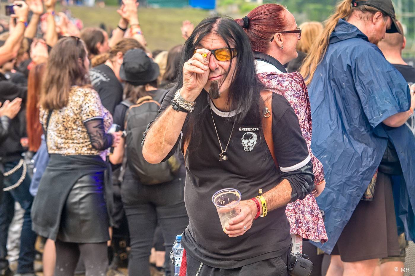 Metalfest zakončili ohňovou show Dimmu Borgir. S deštěm se fanoušci vypořádali po svém