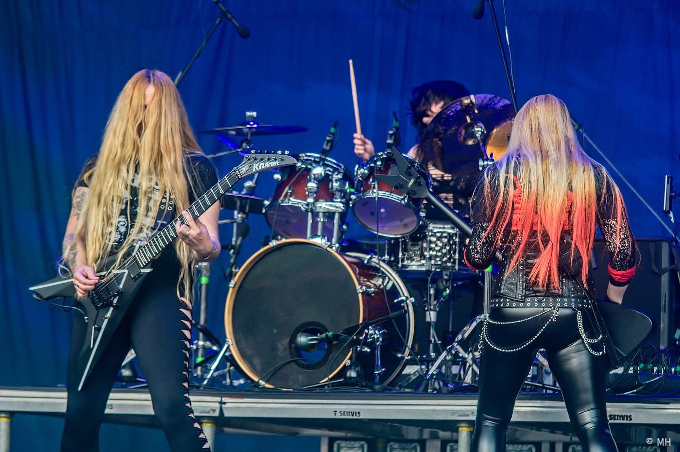 Metalfest zakončili ohňovou show Dimmu Borgir. S deštěm se fanoušci vypořádali po svém