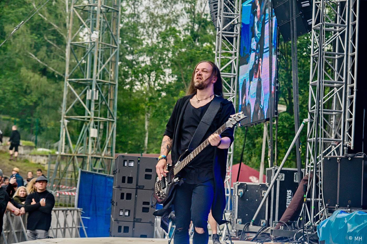 Metalfest zakončili ohňovou show Dimmu Borgir. S deštěm se fanoušci vypořádali po svém