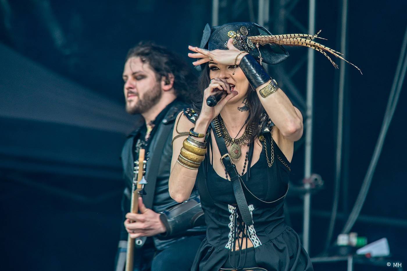 Metalfest zakončili ohňovou show Dimmu Borgir. S deštěm se fanoušci vypořádali po svém