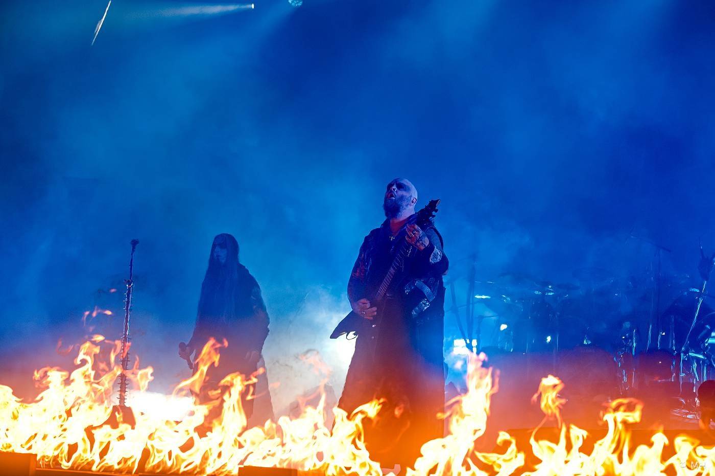 Metalfest zakončili ohňovou show Dimmu Borgir. S deštěm se fanoušci vypořádali po svém