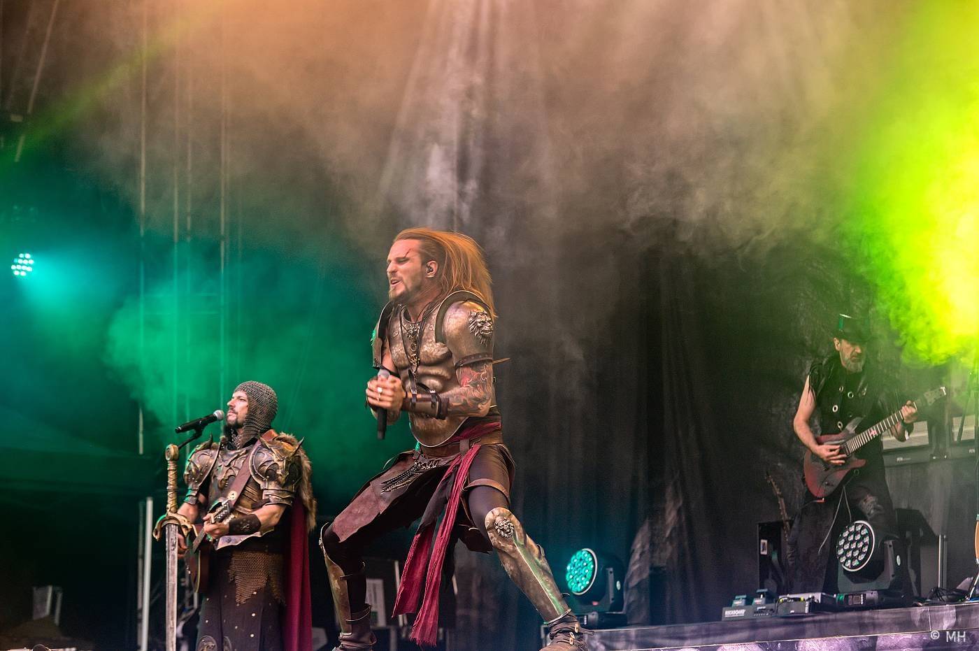 Metalfest zakončili ohňovou show Dimmu Borgir. S deštěm se fanoušci vypořádali po svém