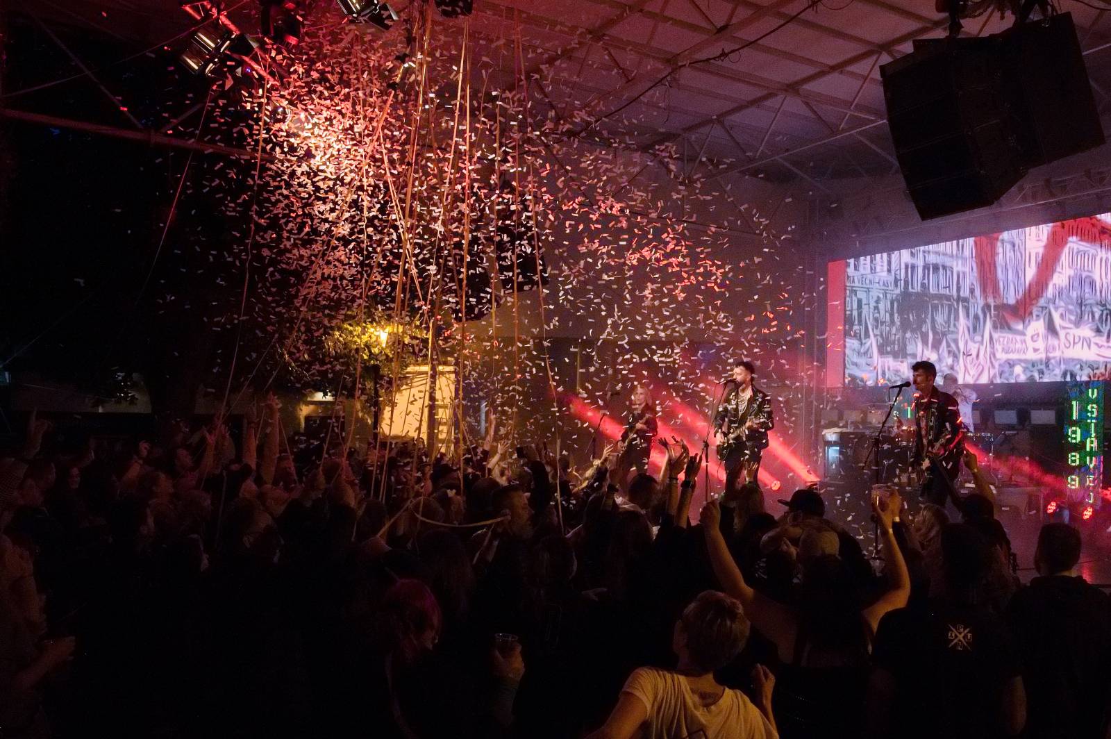 Civilní obrana v Praze znovu oslavila plnoletost, předskakovali jí Reeko a Maniac 