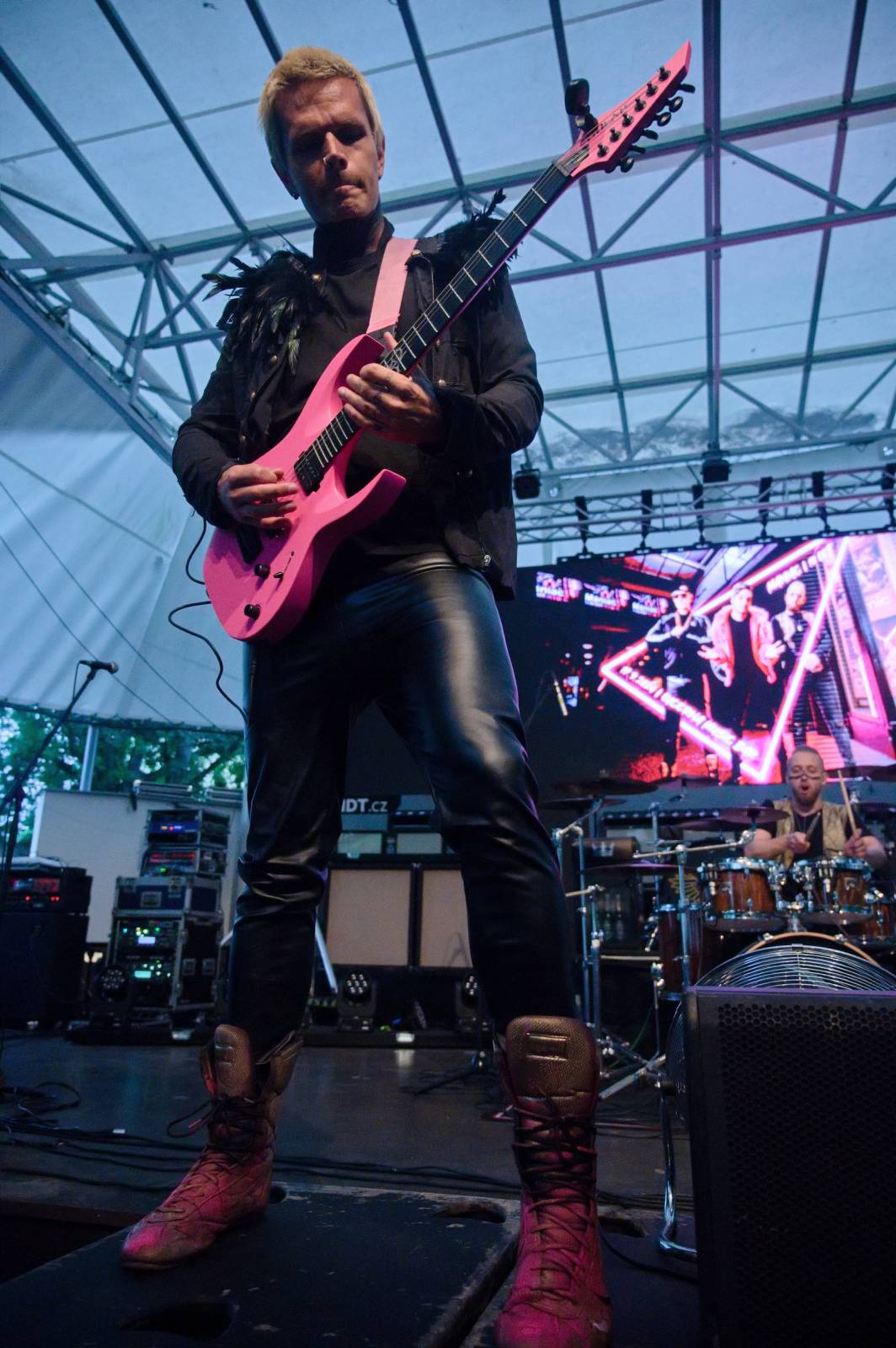 Civilní obrana v Praze znovu oslavila plnoletost, předskakovali jí Reeko a Maniac 