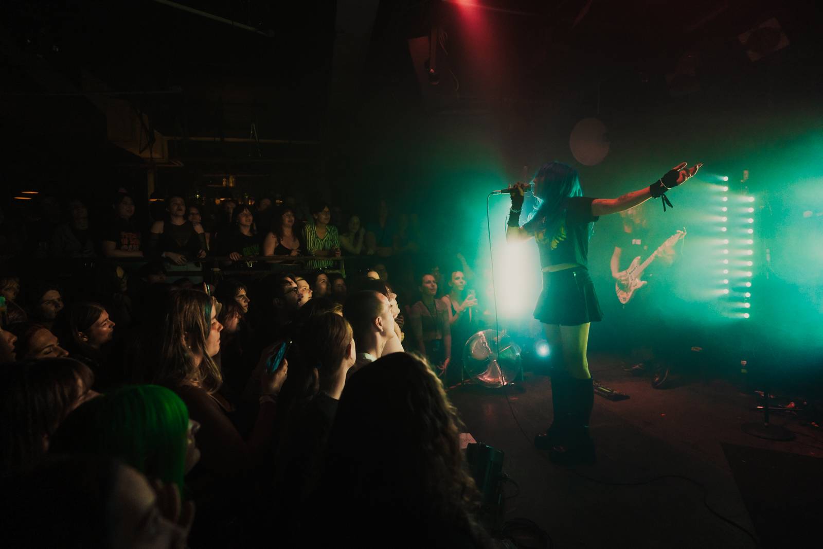 Charlotte Sands se vrátila do Prahy v roli headlinerky, fanouškům představila debutové album