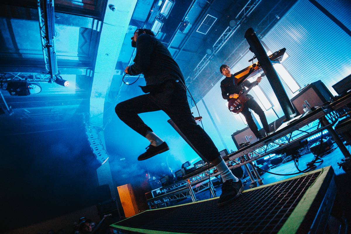 Kus Deftones opět v Praze. Chino Moreno představil v Roxy projekt Crosses