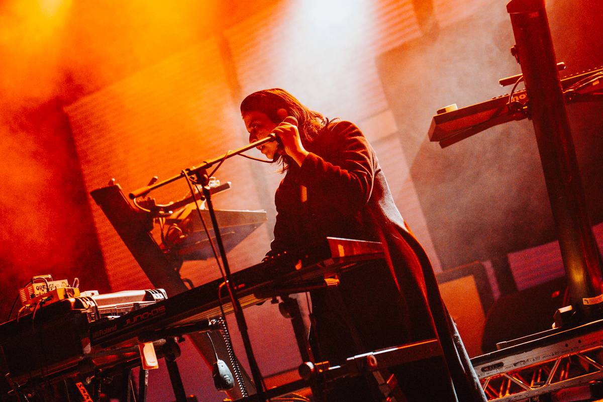 Kus Deftones opět v Praze. Chino Moreno představil v Roxy projekt Crosses