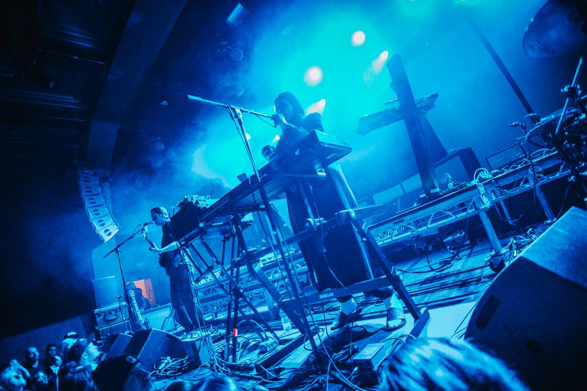 Kus Deftones opět v Praze. Chino Moreno představil v Roxy projekt Crosses