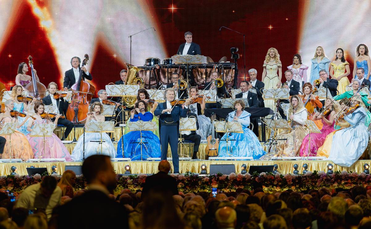 Houslový mág a král valčíků André Rieu přivezl do Prahy pohádkové představení 