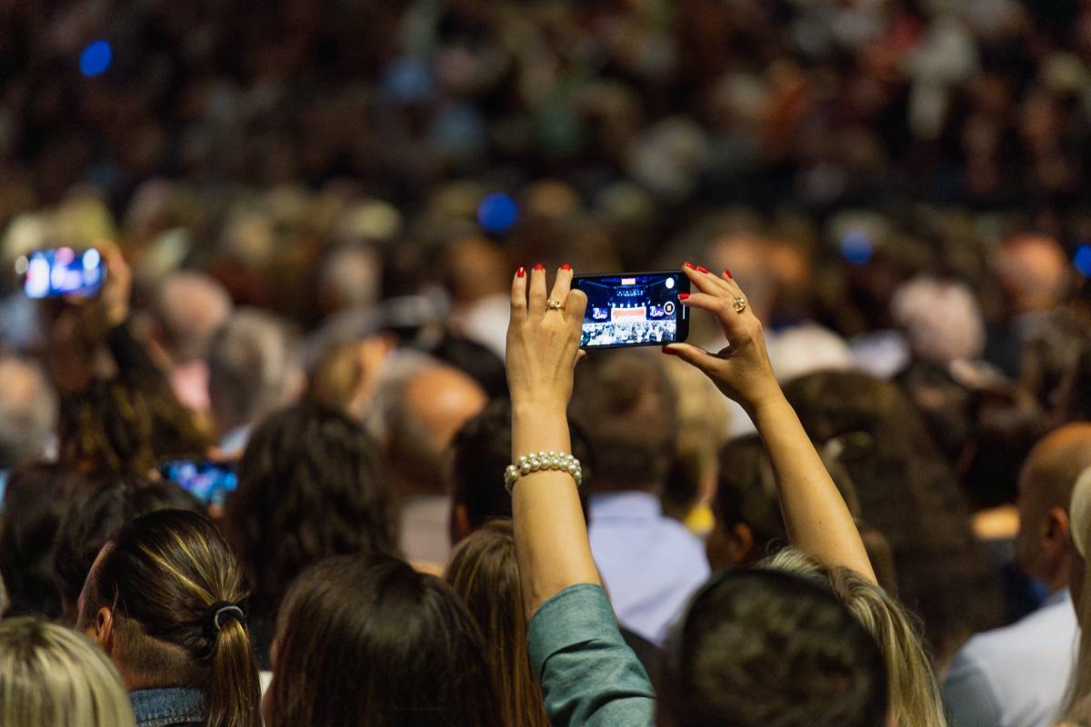 Houslový mág a král valčíků André Rieu přivezl do Prahy pohádkové představení 