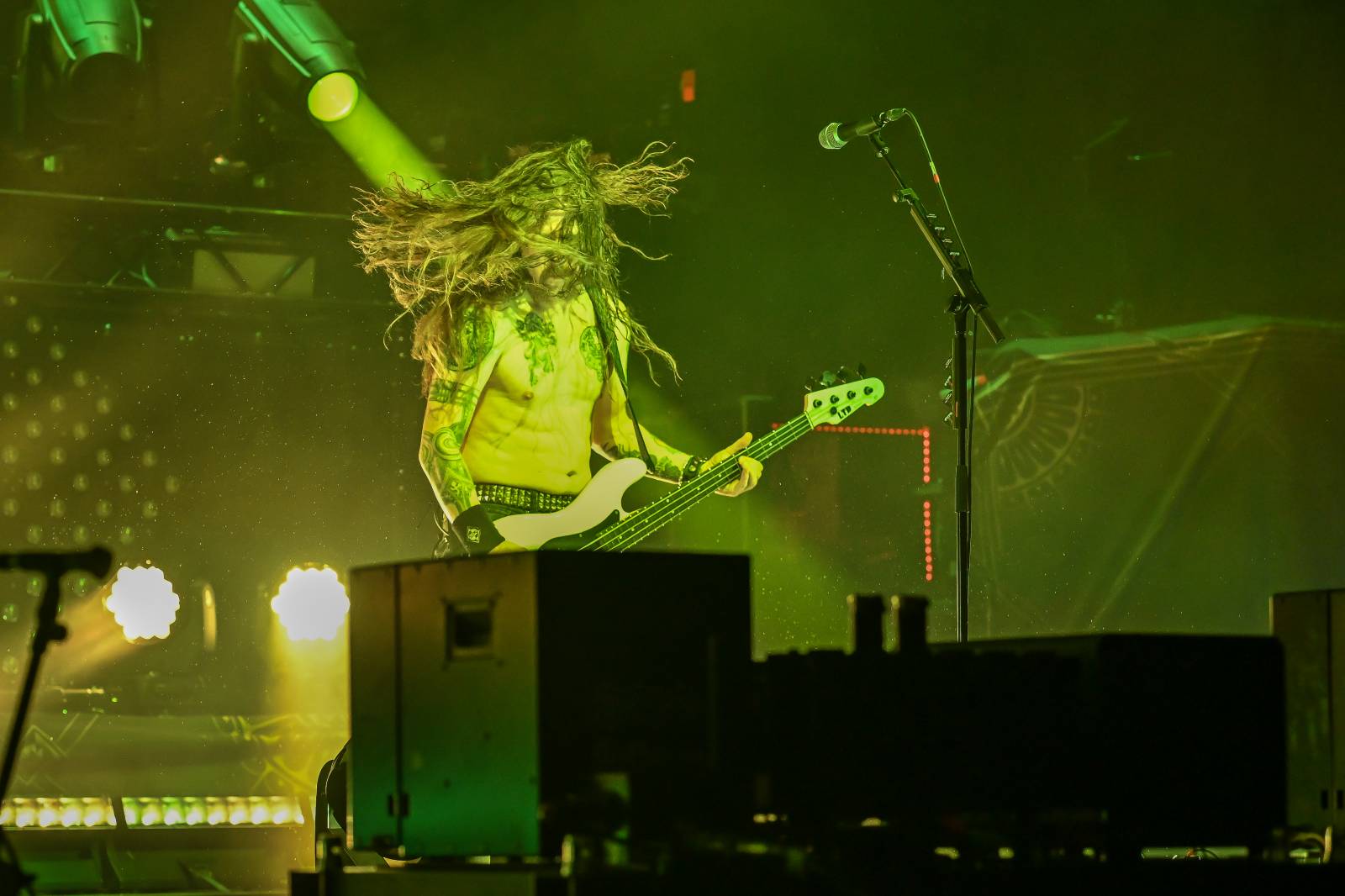 Machine Head splatili českým fanouškům dluh, strhnout dav ale nedokázali