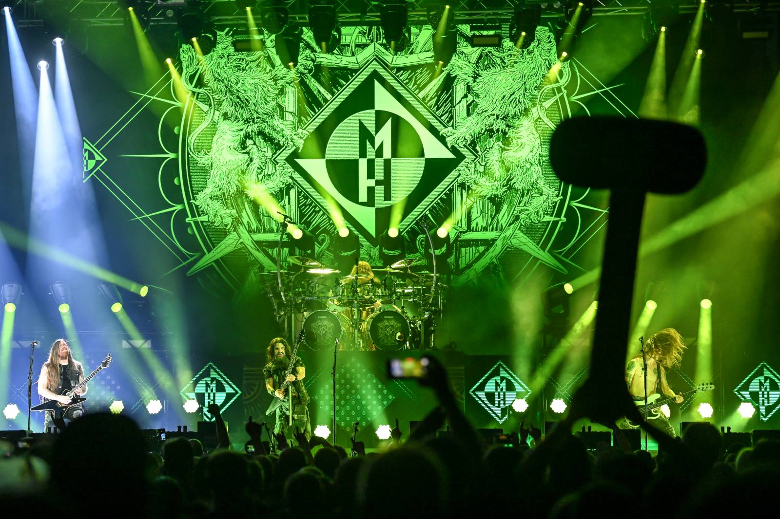 Machine Head splatili českým fanouškům dluh, strhnout dav ale nedokázali