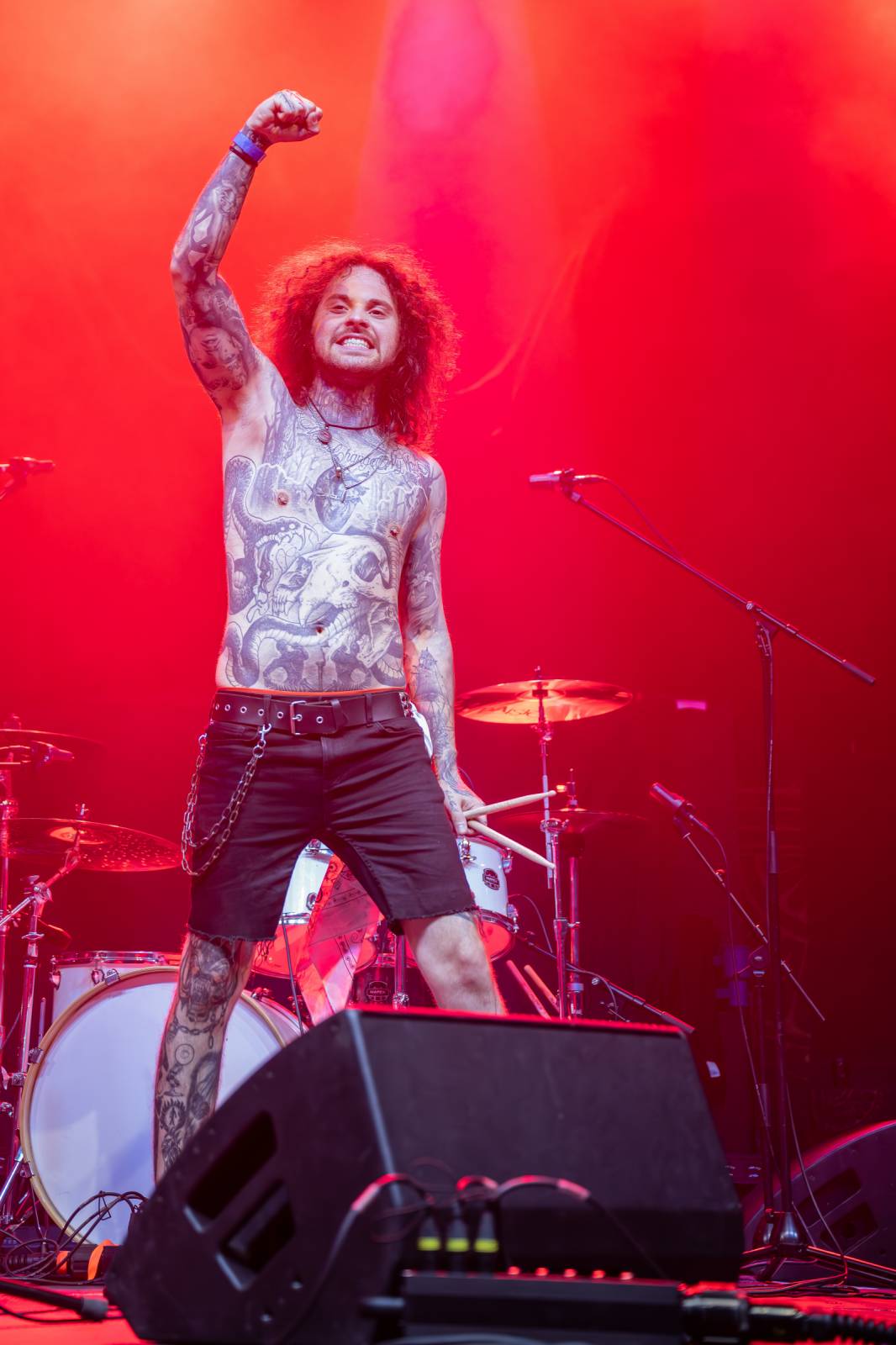 Machine Head splatili českým fanouškům dluh, strhnout dav ale nedokázali