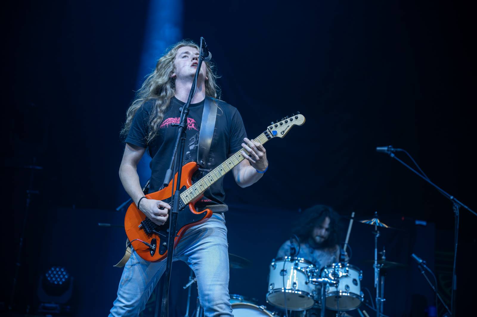 Machine Head splatili českým fanouškům dluh, strhnout dav ale nedokázali