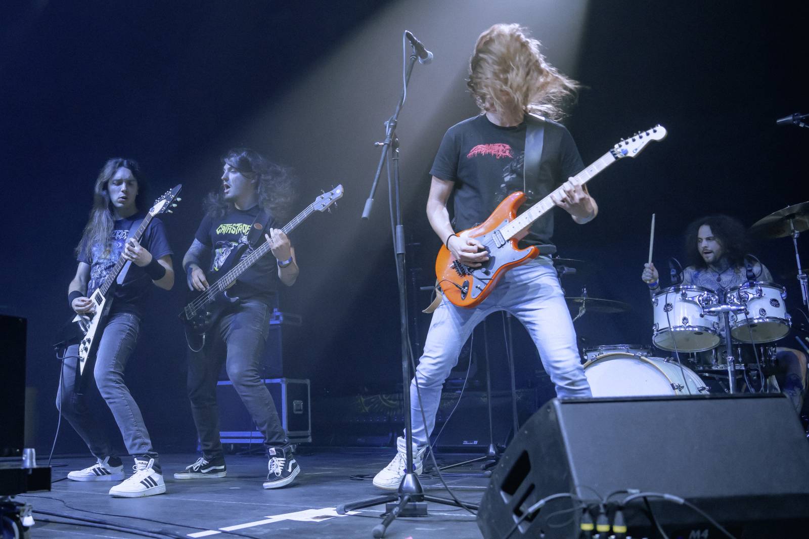 Machine Head splatili českým fanouškům dluh, strhnout dav ale nedokázali