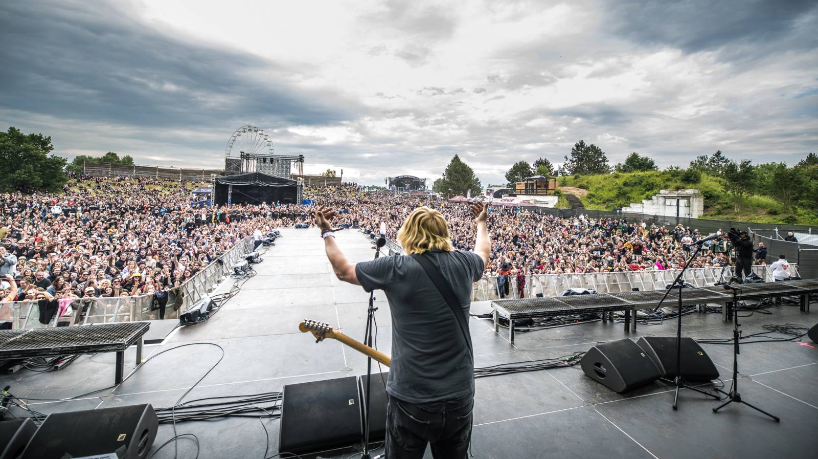 ONLINE: Druhý den Rock for People. Do Hradce dorazí The Offspring, Parkway Drive i Vypsaná fiXa