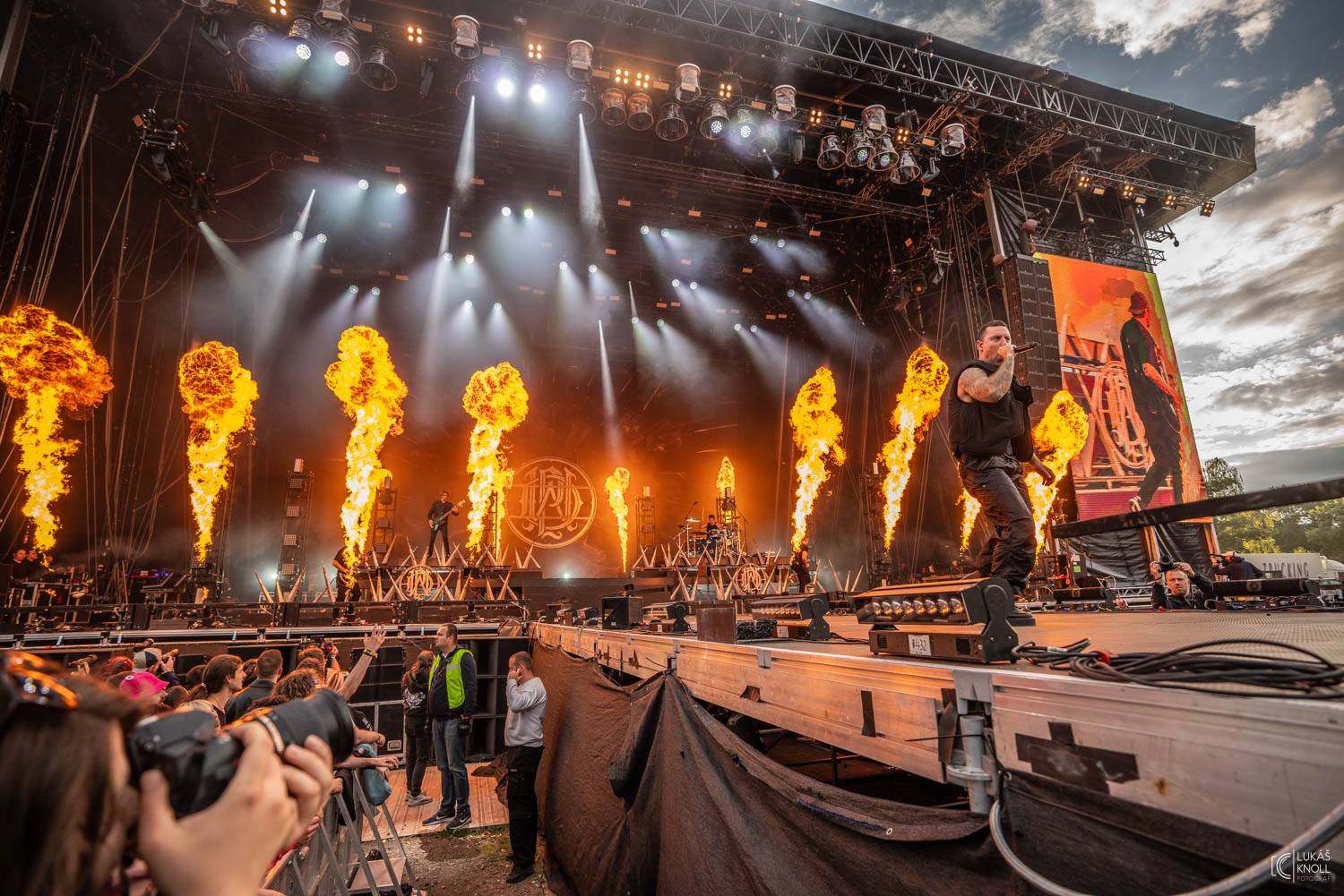 The Offspring a Vypsaná fiXa bavili na Rock for People svými hity, Parkway Drive ohňovou show a překvapili The Amazons