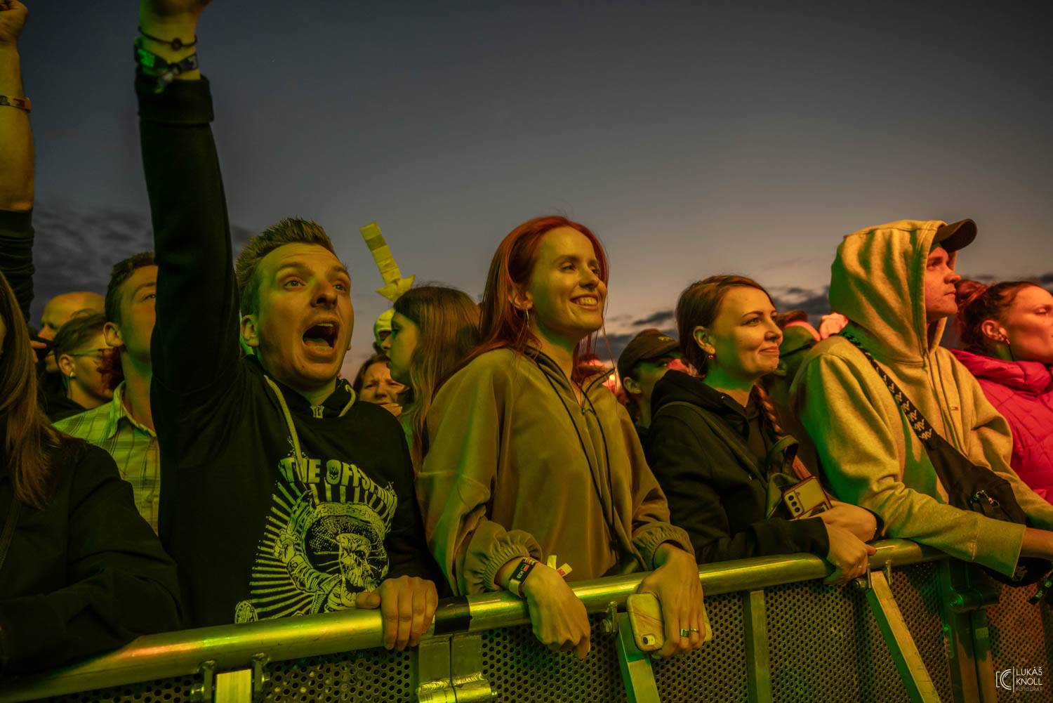 The Offspring a Vypsaná fiXa bavili na Rock for People svými hity, Parkway Drive ohňovou show a překvapili The Amazons