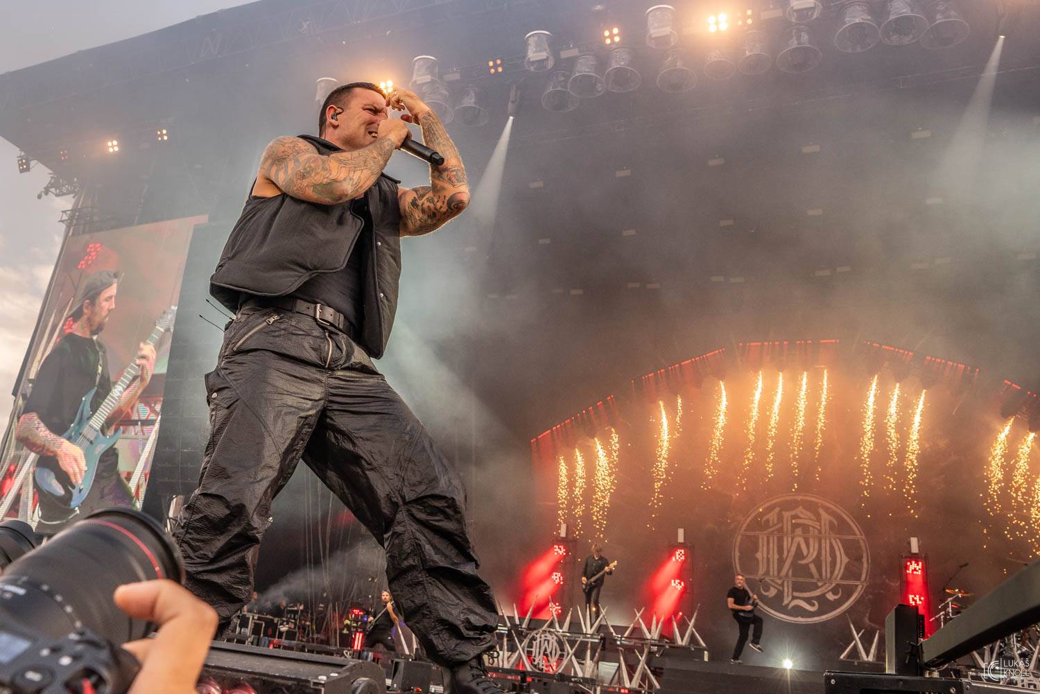 The Offspring a Vypsaná fiXa bavili na Rock for People svými hity, Parkway Drive ohňovou show a překvapili The Amazons