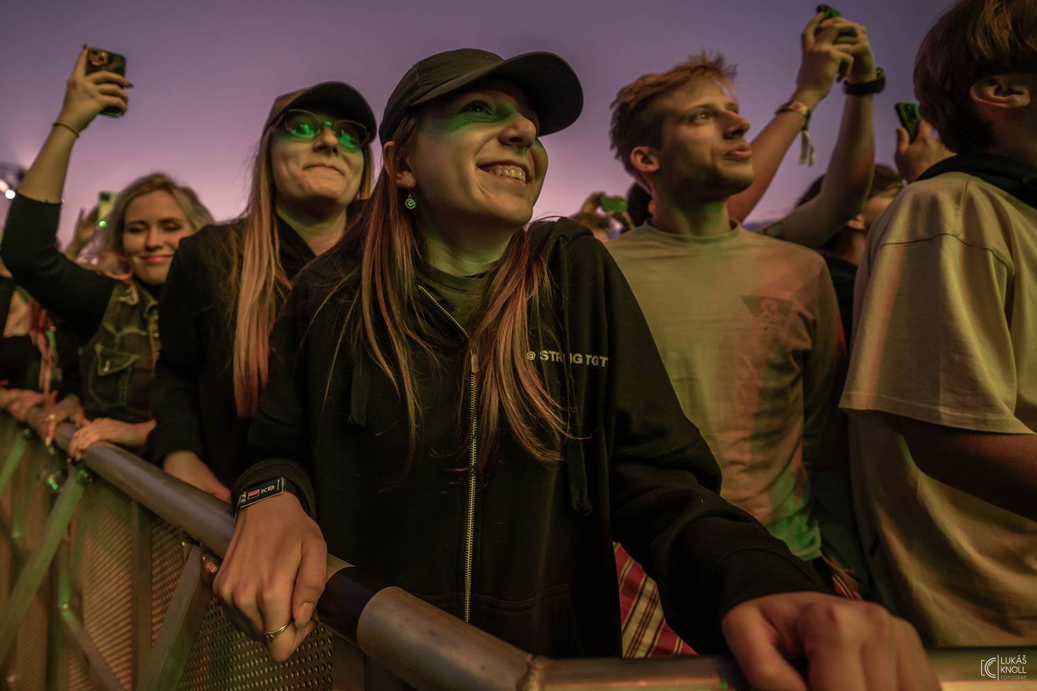 The Offspring a Vypsaná fiXa bavili na Rock for People svými hity, Parkway Drive ohňovou show a překvapili The Amazons