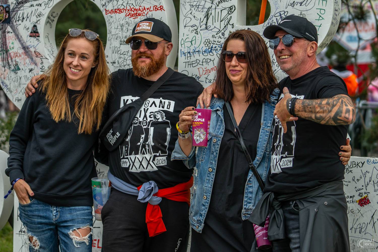 The Offspring a Vypsaná fiXa bavili na Rock for People svými hity, Parkway Drive ohňovou show a překvapili The Amazons