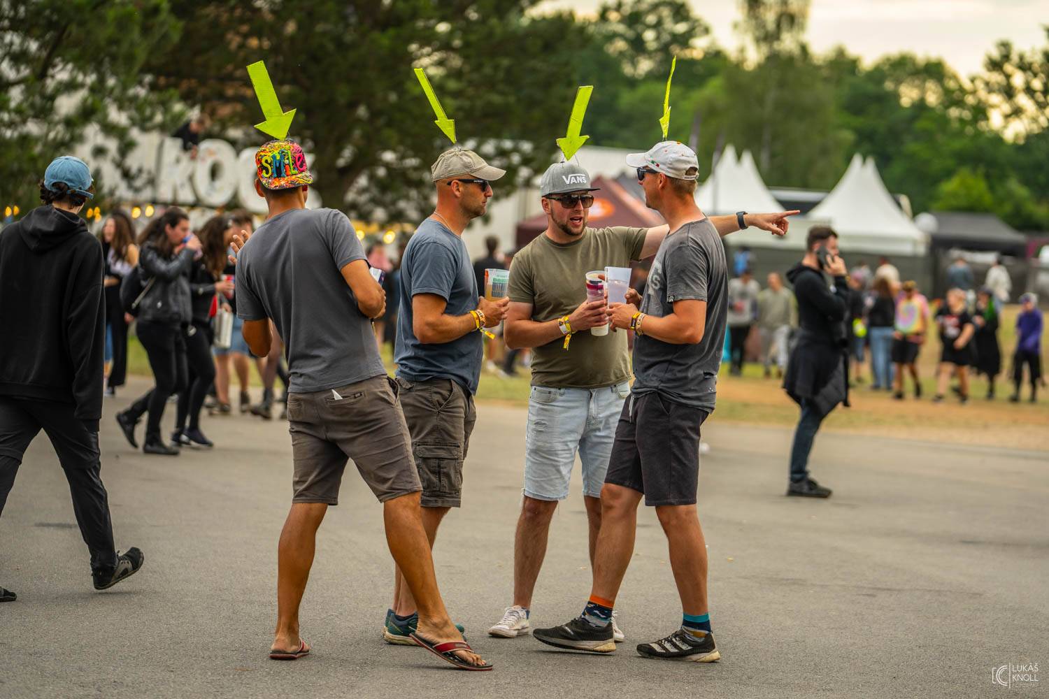 The Offspring a Vypsaná fiXa bavili na Rock for People svými hity, Parkway Drive ohňovou show a překvapili The Amazons