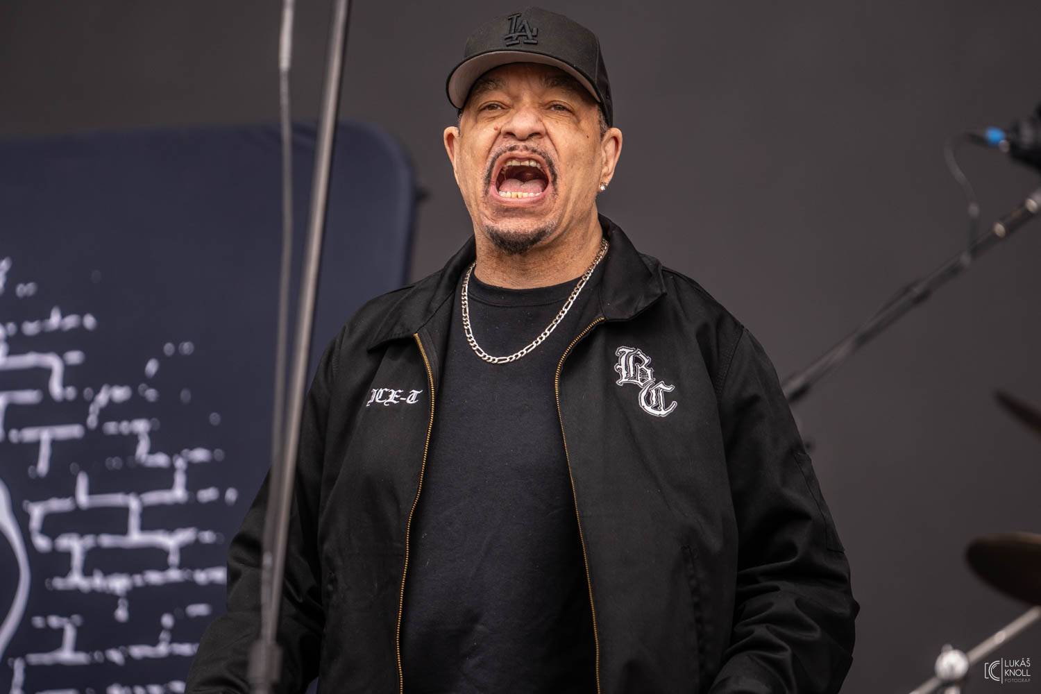 The Offspring a Vypsaná fiXa bavili na Rock for People svými hity, Parkway Drive ohňovou show a překvapili The Amazons