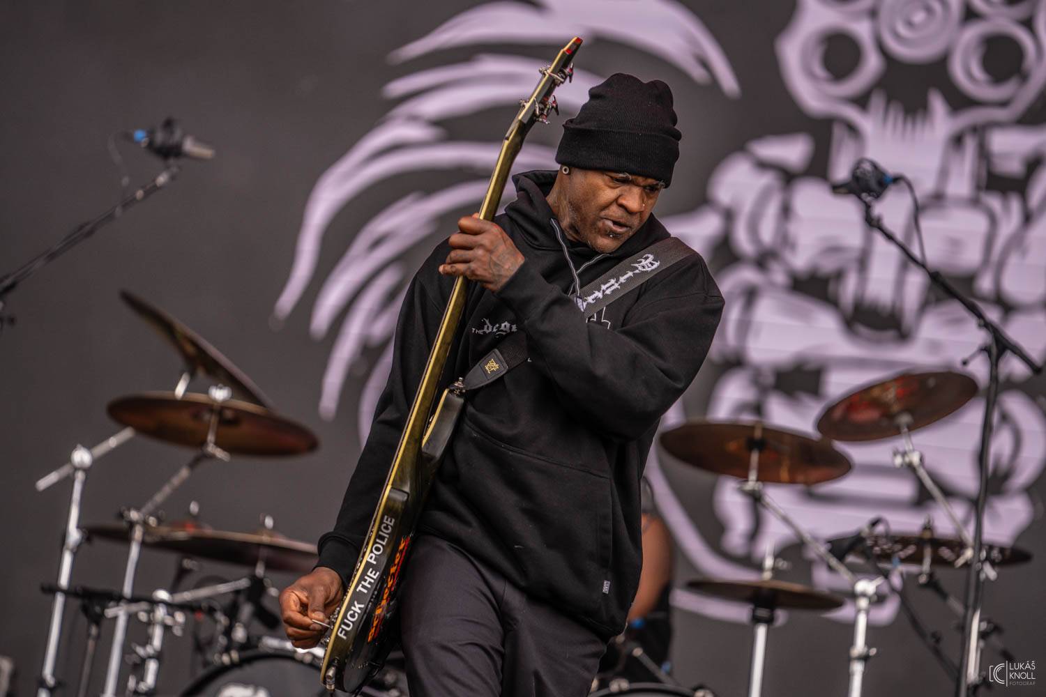 The Offspring a Vypsaná fiXa bavili na Rock for People svými hity, Parkway Drive ohňovou show a překvapili The Amazons