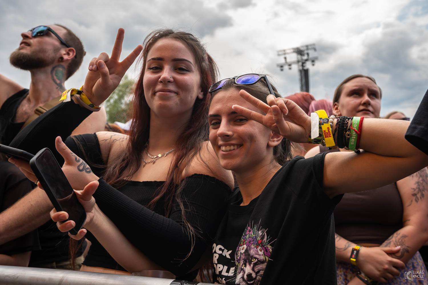 The Offspring a Vypsaná fiXa bavili na Rock for People svými hity, Parkway Drive ohňovou show a překvapili The Amazons