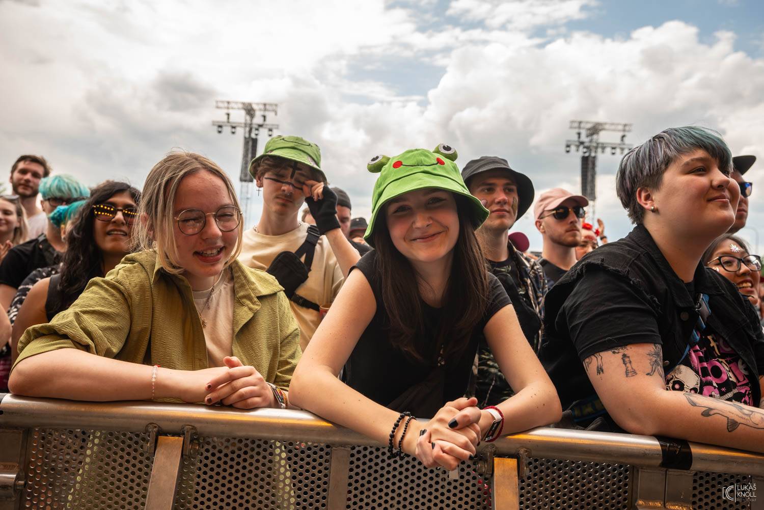 The Offspring a Vypsaná fiXa bavili na Rock for People svými hity, Parkway Drive ohňovou show a překvapili The Amazons