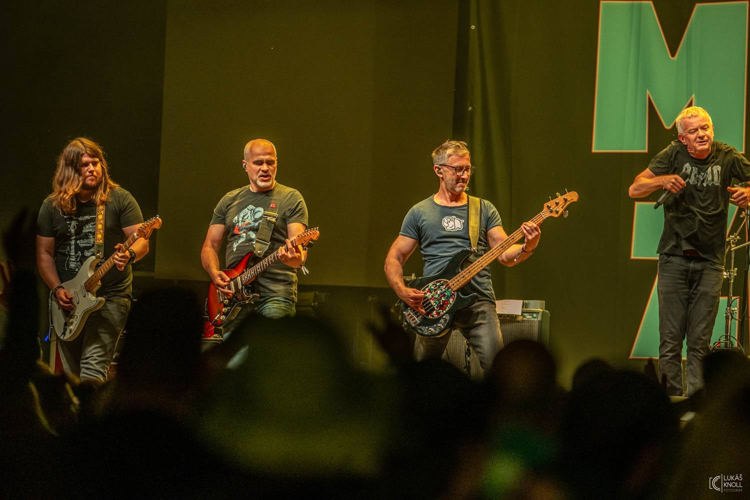 Sum 41, Mňága a Žďorp, J.A.R. i Keanu Reeves s Dogstar. To byl třetí den na Rock for People