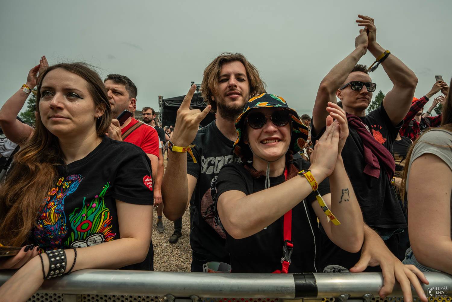 Sum 41, Mňága a Žďorp, J.A.R. i Keanu Reeves s Dogstar. To byl třetí den na Rock for People