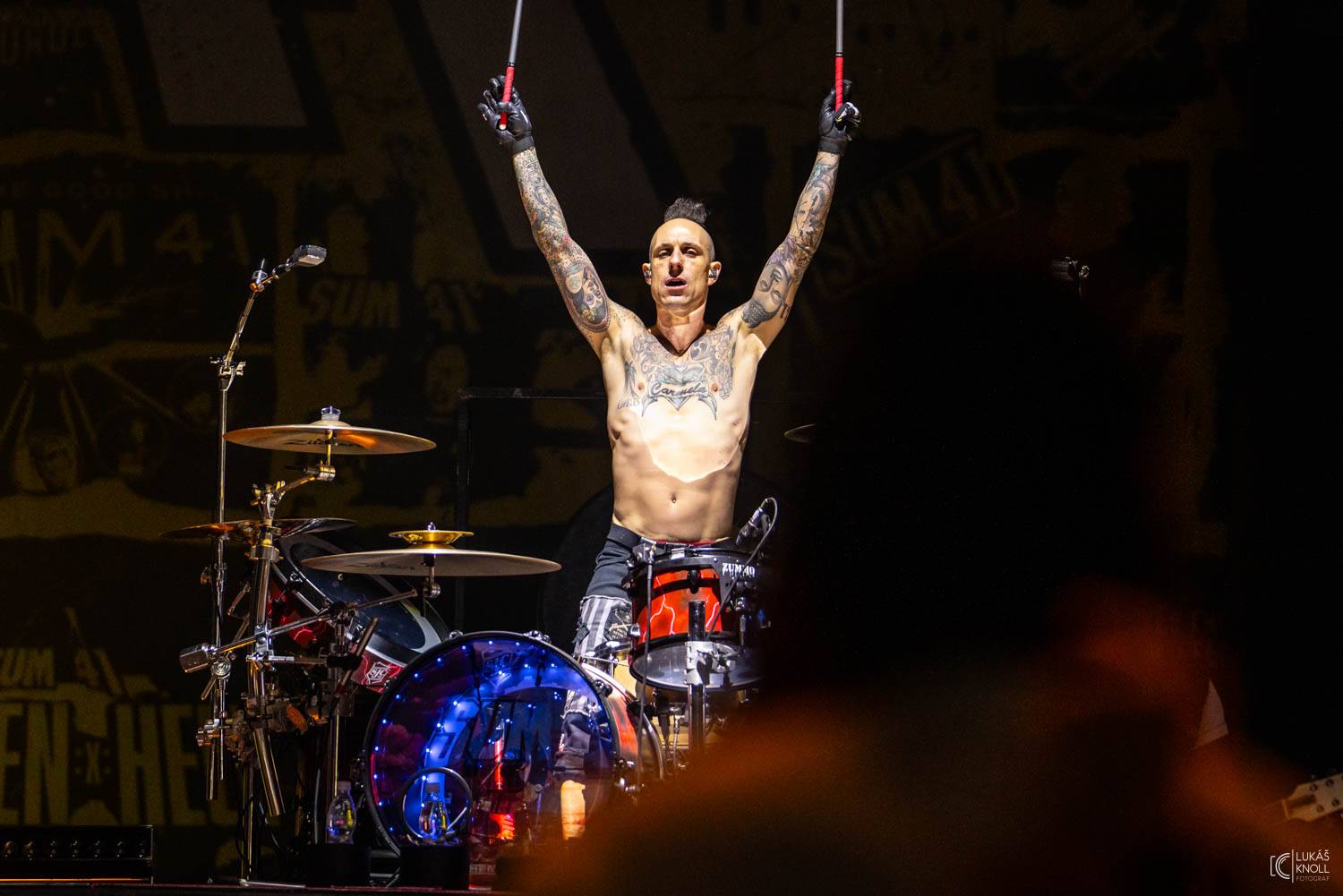 Sum 41, Mňága a Žďorp, J.A.R. i Keanu Reeves s Dogstar. To byl třetí den na Rock for People