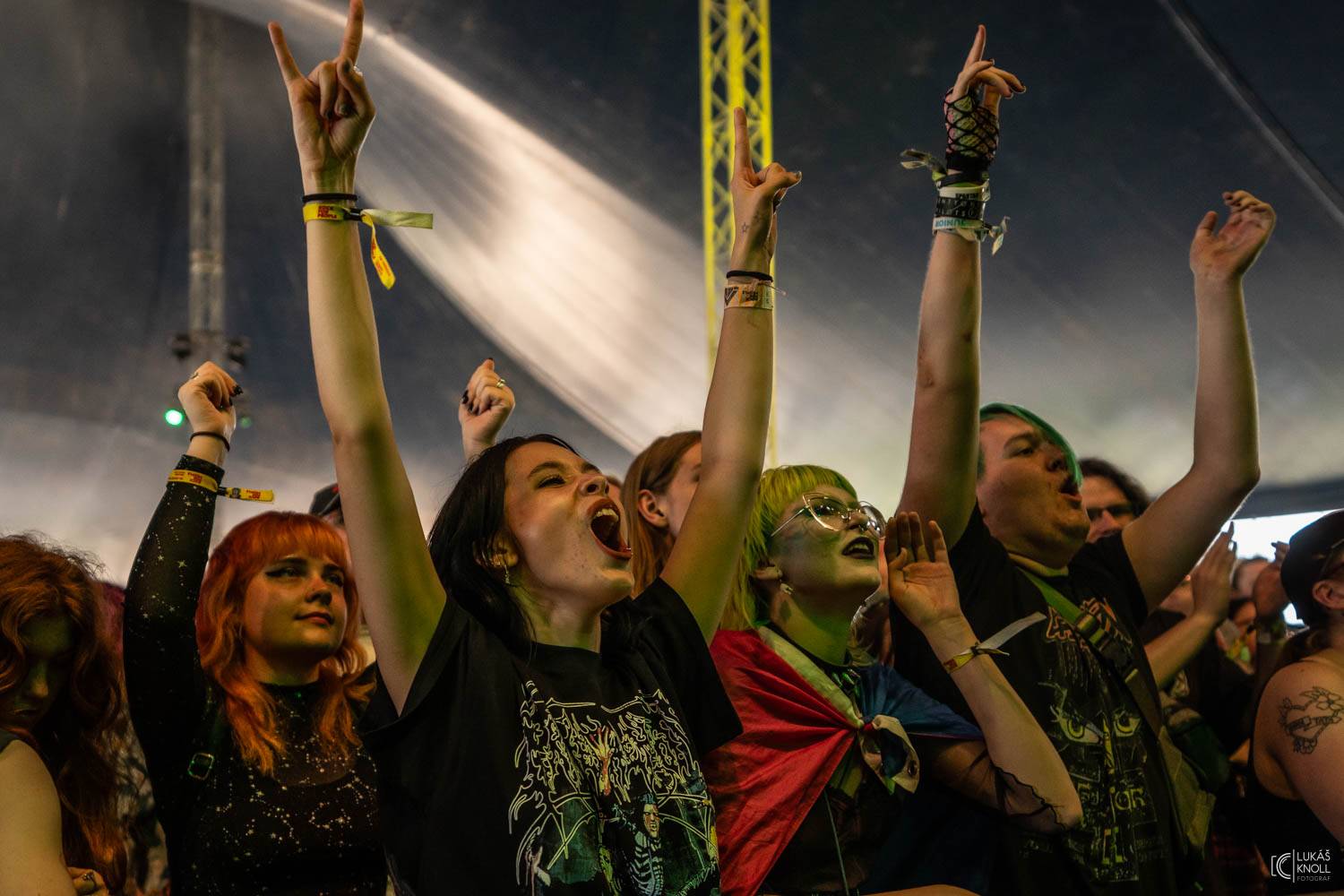 Sum 41, Mňága a Žďorp, J.A.R. i Keanu Reeves s Dogstar. To byl třetí den na Rock for People