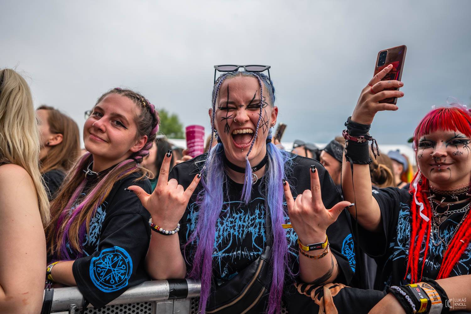 Sum 41, Mňága a Žďorp, J.A.R. i Keanu Reeves s Dogstar. To byl třetí den na Rock for People