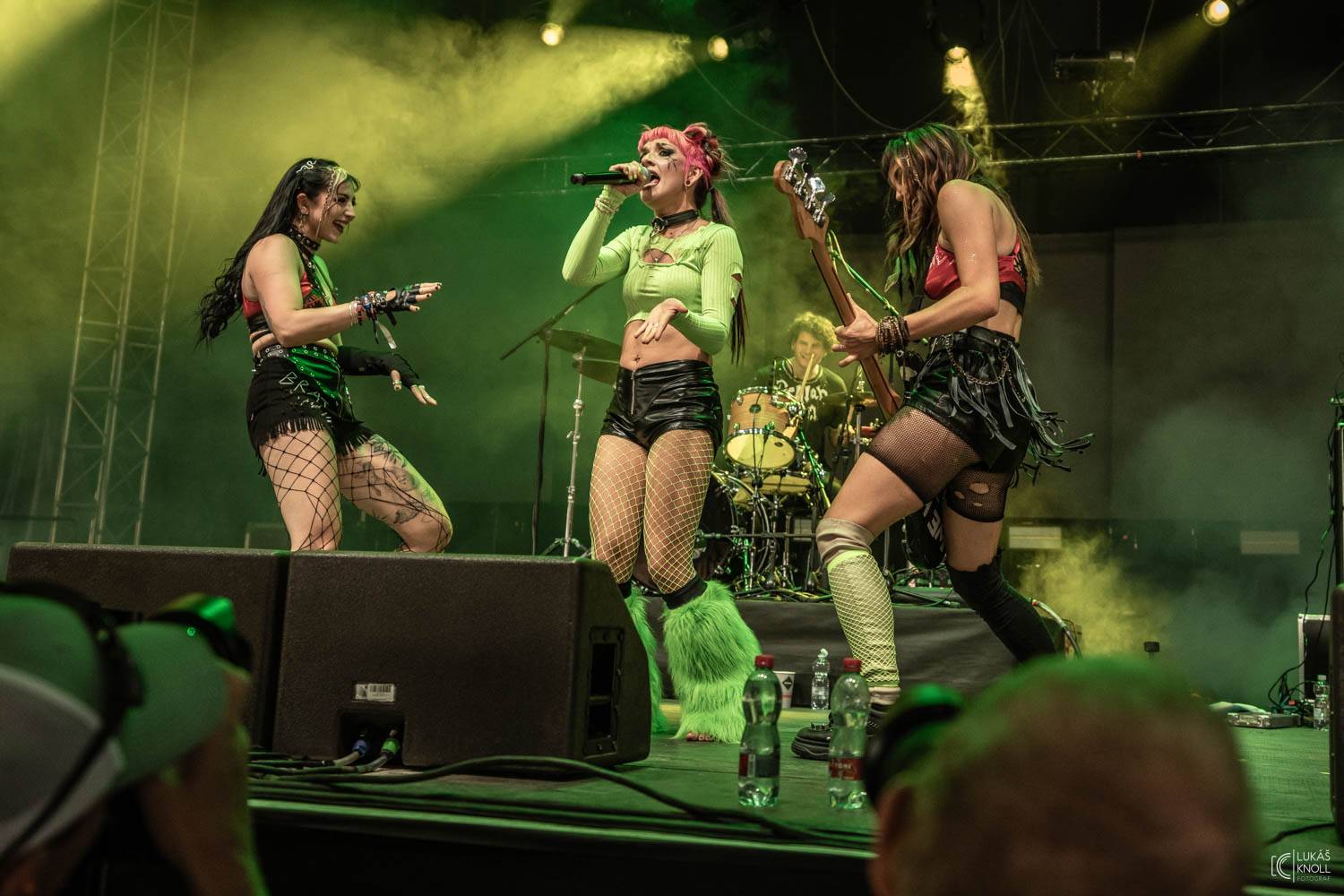 Sum 41, Mňága a Žďorp, J.A.R. i Keanu Reeves s Dogstar. To byl třetí den na Rock for People