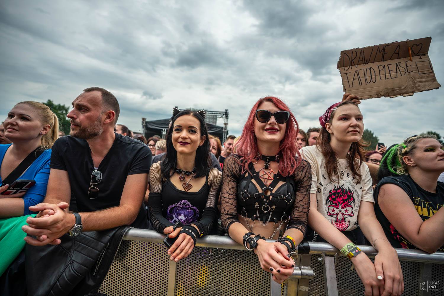 Sum 41, Mňága a Žďorp, J.A.R. i Keanu Reeves s Dogstar. To byl třetí den na Rock for People