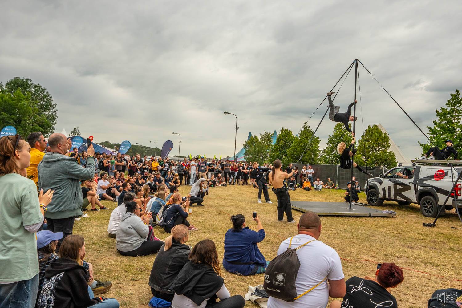 Sum 41, Mňága a Žďorp, J.A.R. i Keanu Reeves s Dogstar. To byl třetí den na Rock for People