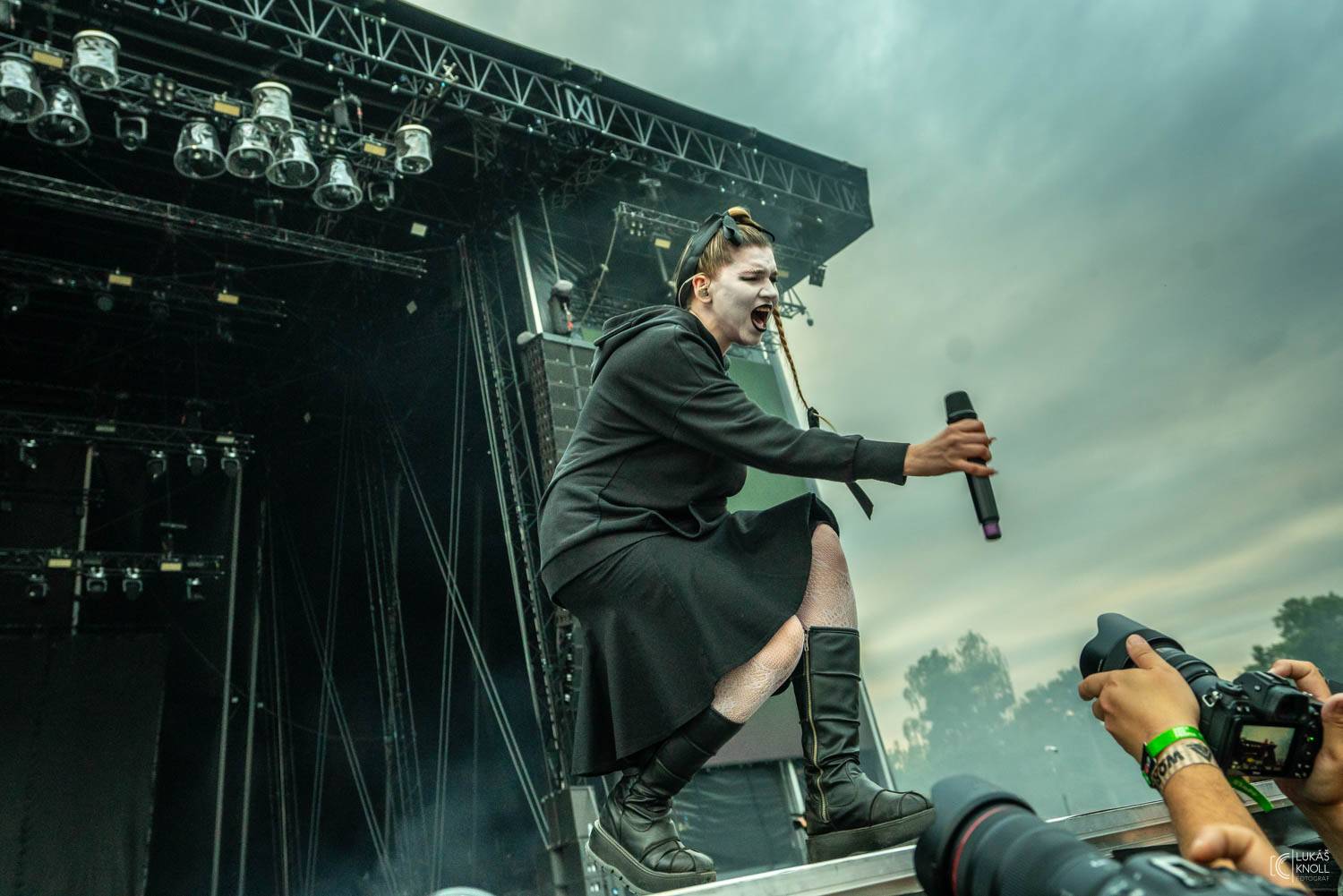 Sum 41, Mňága a Žďorp, J.A.R. i Keanu Reeves s Dogstar. To byl třetí den na Rock for People