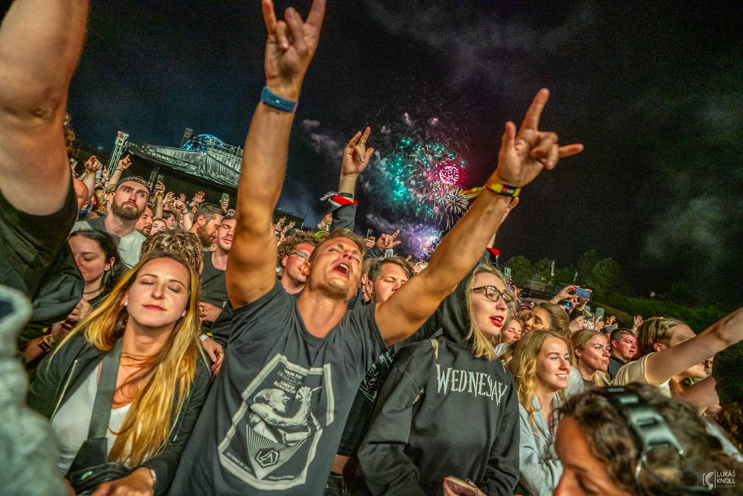 Sum 41, Mňága a Žďorp, J.A.R. i Keanu Reeves s Dogstar. To byl třetí den na Rock for People