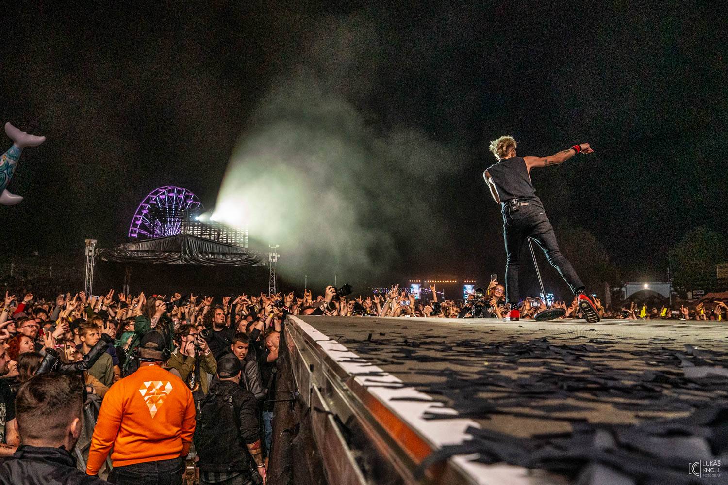 Sum 41, Mňága a Žďorp, J.A.R. i Keanu Reeves s Dogstar. To byl třetí den na Rock for People