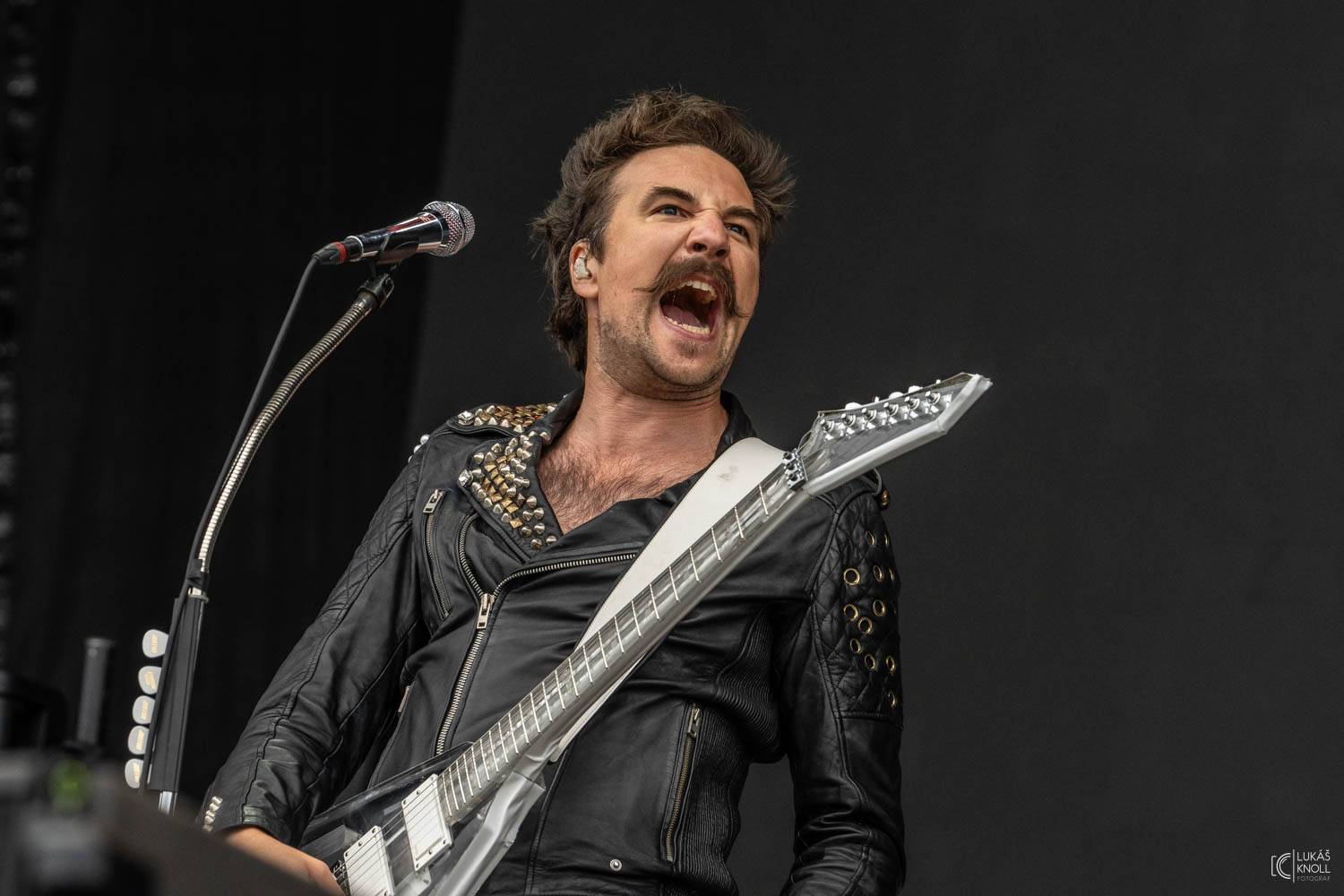 Sum 41, Mňága a Žďorp, J.A.R. i Keanu Reeves s Dogstar. To byl třetí den na Rock for People