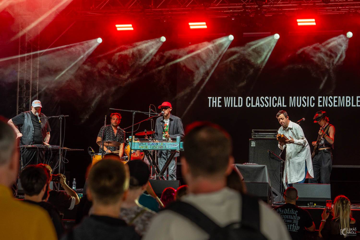 Sum 41, Mňága a Žďorp, J.A.R. i Keanu Reeves s Dogstar. To byl třetí den na Rock for People