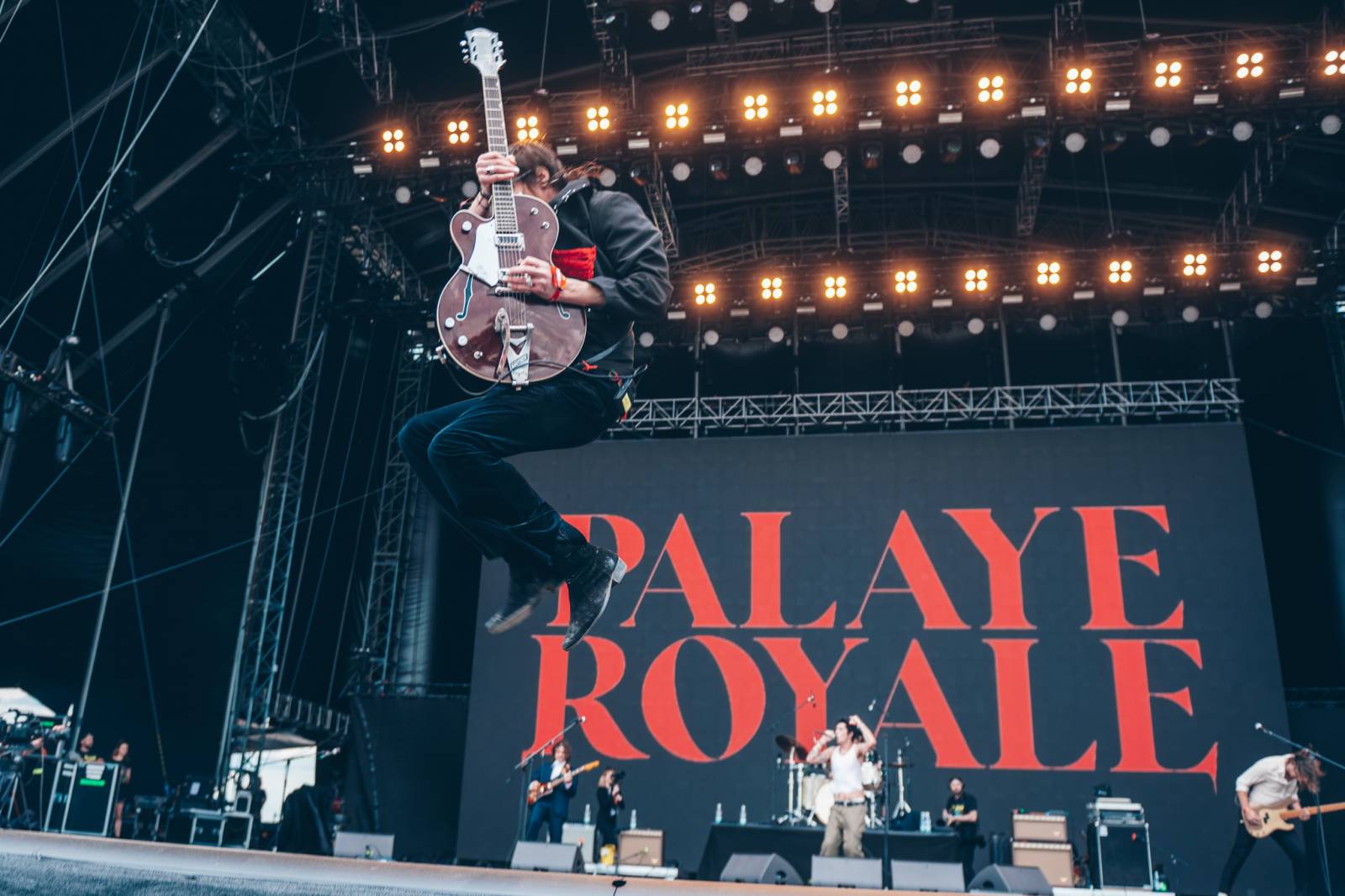 ONLINE: Rock for People jde do finále. V sobotu přiveze Yungbluda, Pendulum, Skyline i speciální překvapení v podobě Palaye Royale