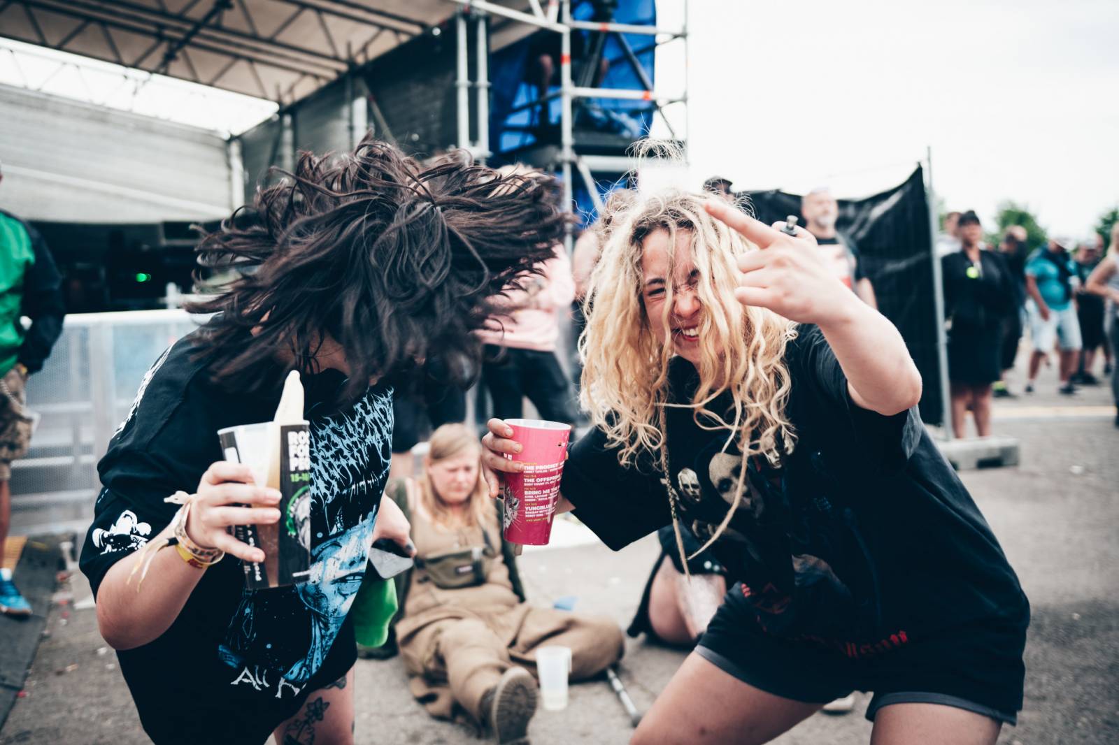 ONLINE: Rock for People jde do finále. V sobotu přiveze Yungbluda, Pendulum, Skyline i speciální překvapení v podobě Palaye Royale