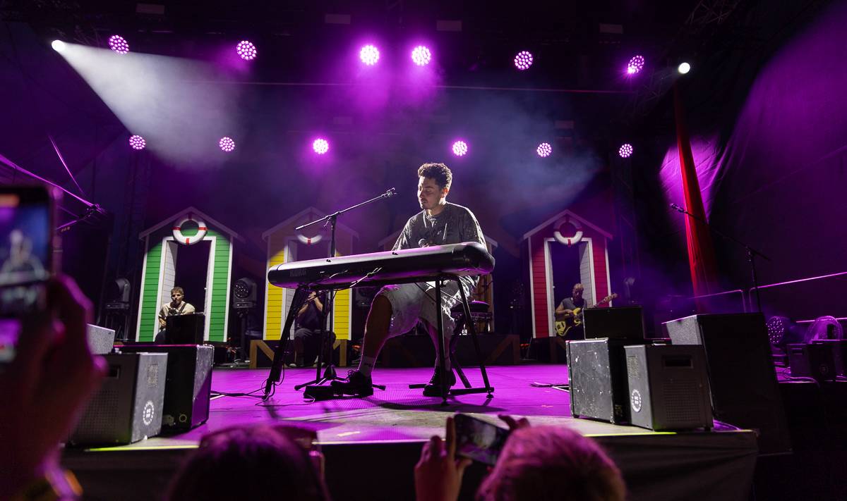 Mirai Summer Fest v Praze se nesl v duchu oslavy léta a pohody, kapela na něm oznámila koncert v Edenu