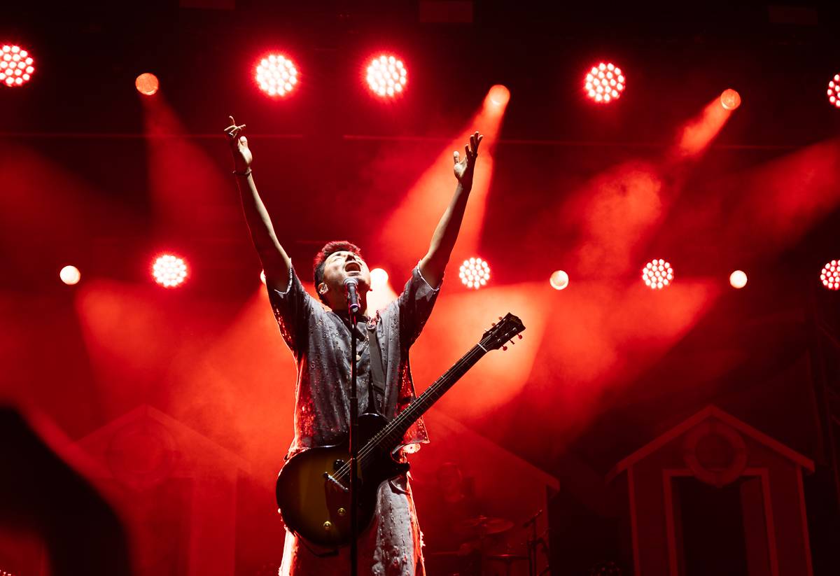 Mirai Summer Fest v Praze se nesl v duchu oslavy léta a pohody, kapela na něm oznámila koncert v Edenu