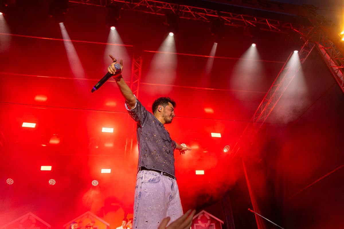 Mirai Summer Fest v Praze se nesl v duchu oslavy léta a pohody, kapela na něm oznámila koncert v Edenu