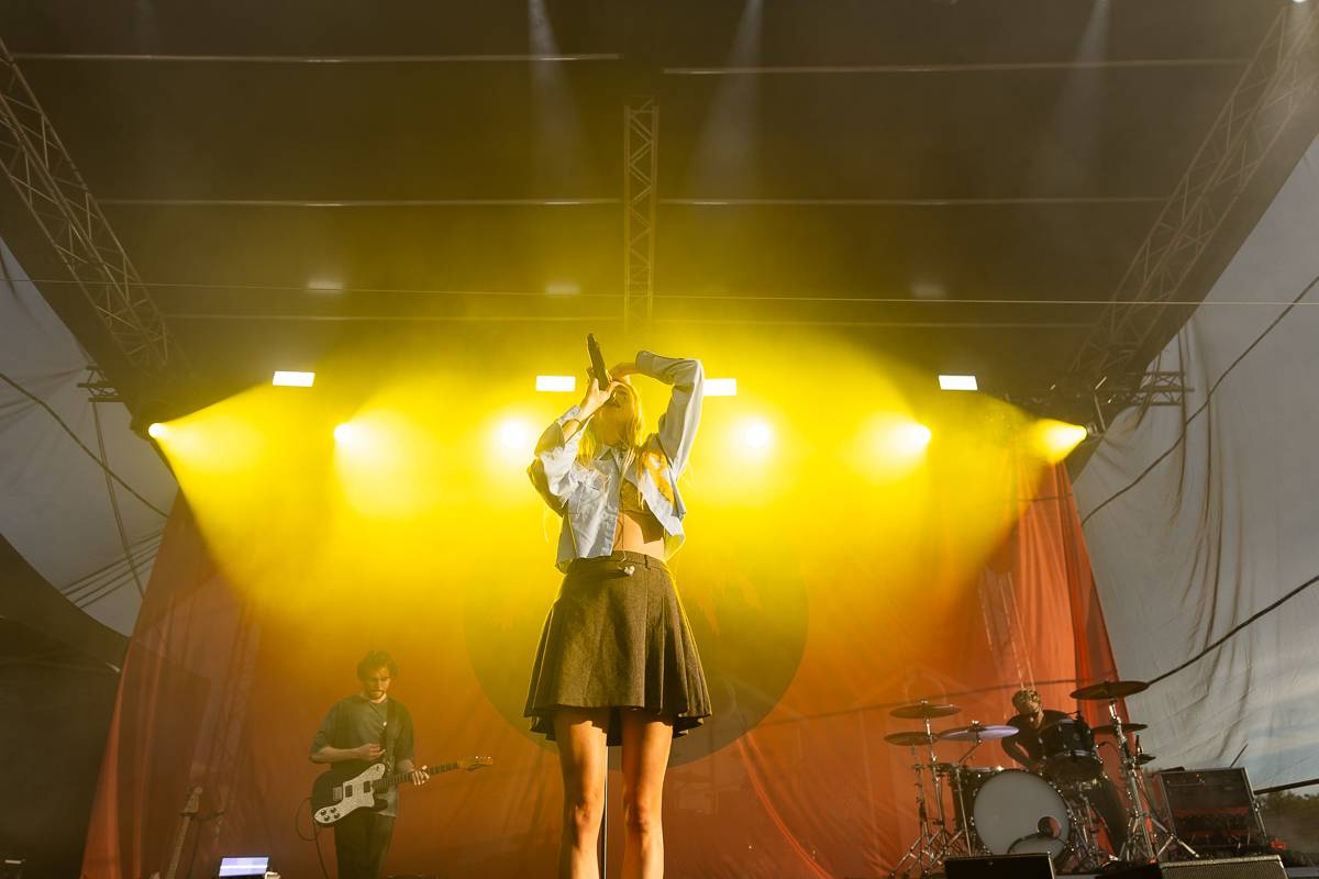 Mirai Summer Fest v Praze se nesl v duchu oslavy léta a pohody, kapela na něm oznámila koncert v Edenu